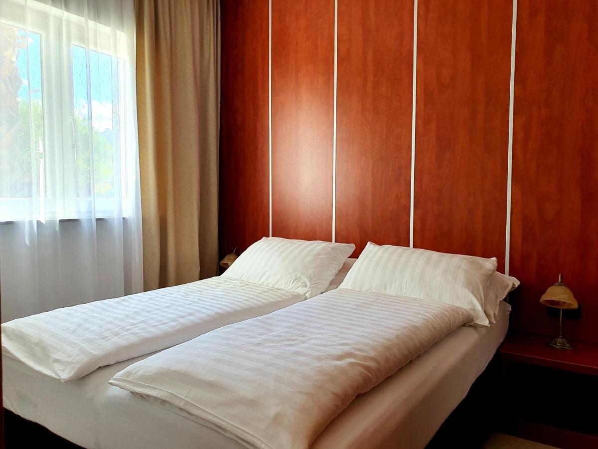 Boutique Hotel Bora & Villas Garamm Пакоштане Екстер'єр фото