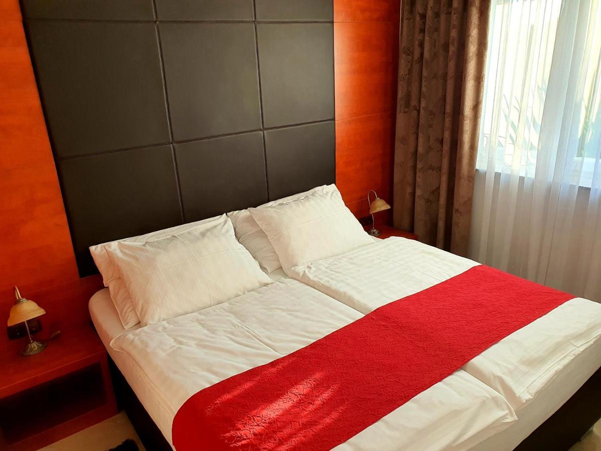 Boutique Hotel Bora & Villas Garamm Пакоштане Екстер'єр фото