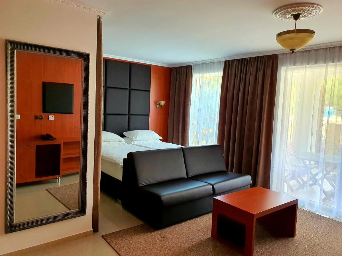 Boutique Hotel Bora & Villas Garamm Пакоштане Екстер'єр фото